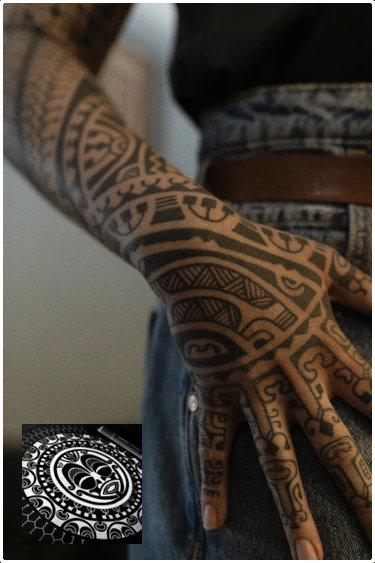 Sleeve by Dmitrii Babakhin